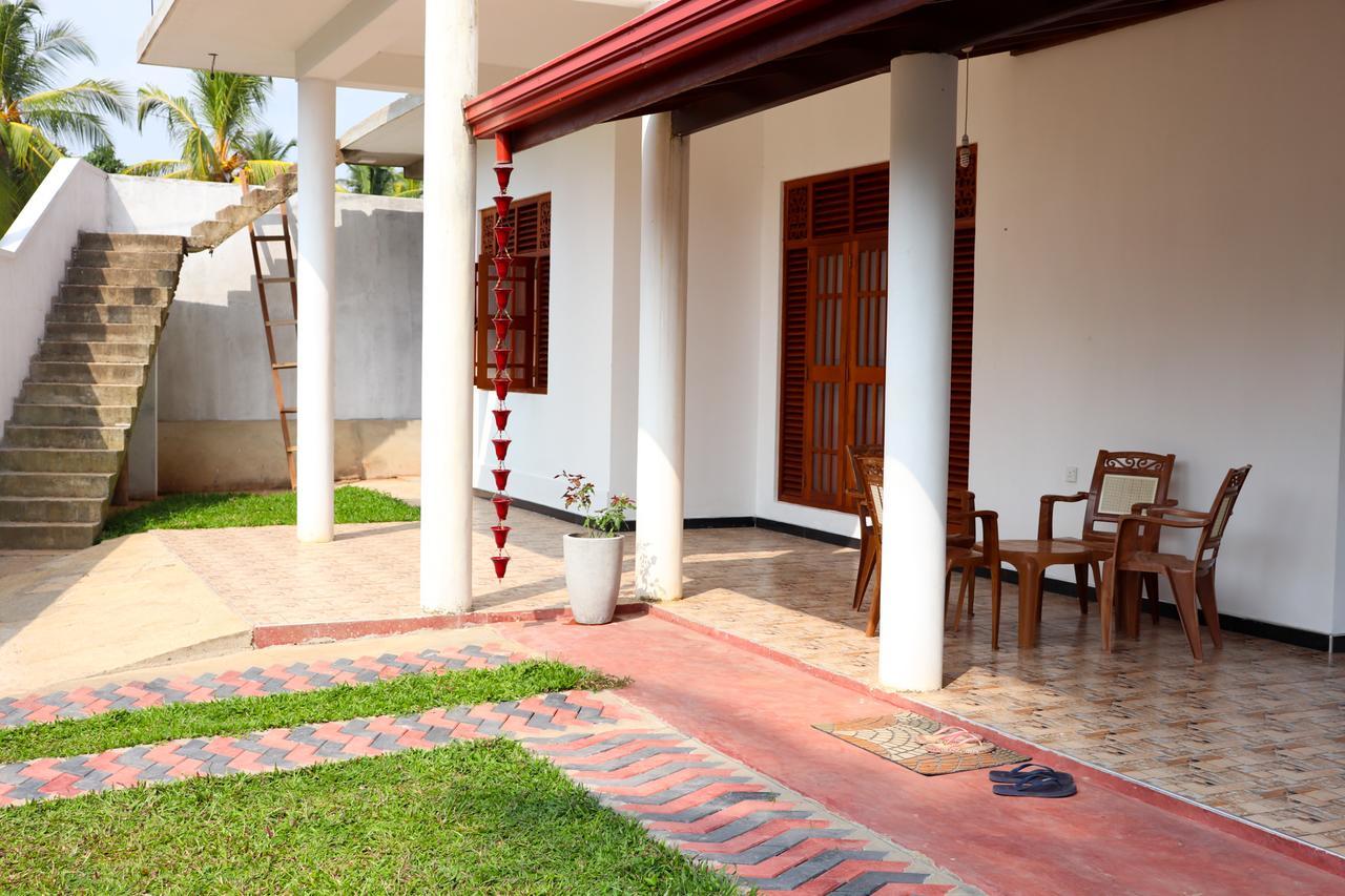 Mirissa Gold Rush Villa Εξωτερικό φωτογραφία